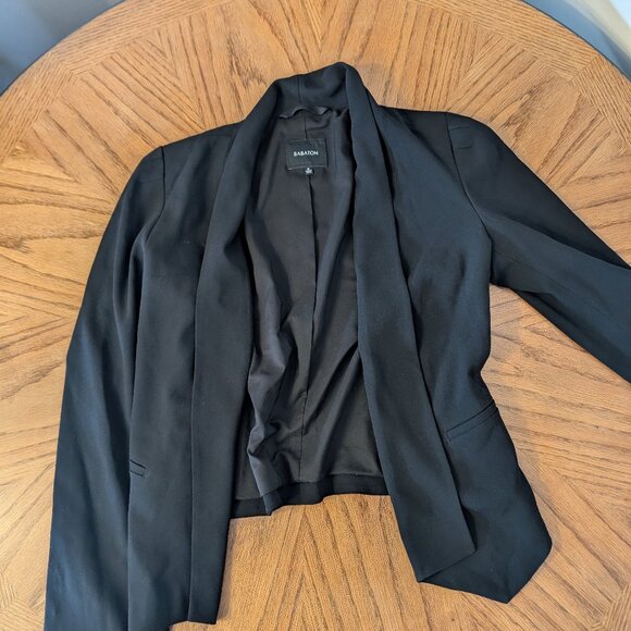 Aritizia Babaton Blazer Sz 10 - Picture 1 of 3